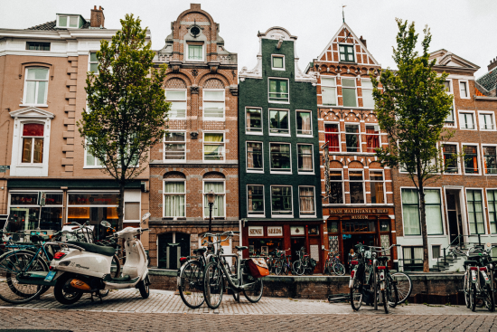 amsterdam1-min