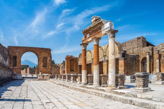 ancient-ruins-of-pompei-city-scavi-di-pompei-naples-italy