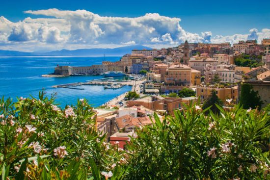 coastal-landscape-with-old-town-of-gaeta-italy-europe